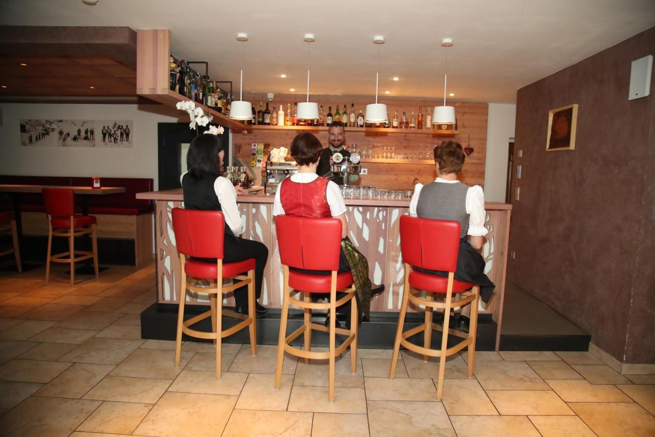 Hotel Mirabel San Vigilio Di Marebbe Bagian luar foto