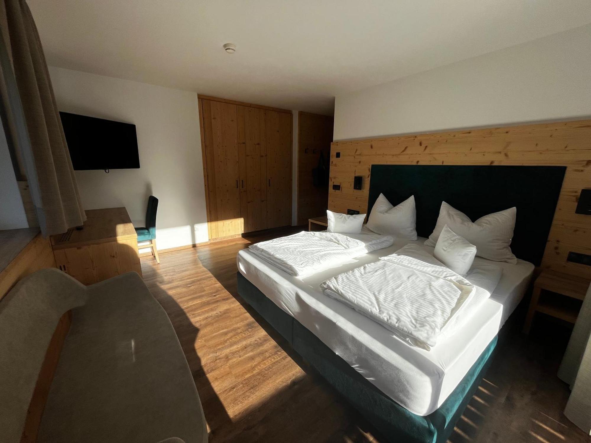 Hotel Mirabel San Vigilio Di Marebbe Bagian luar foto