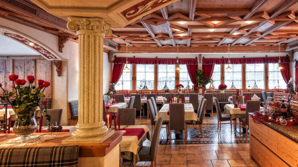 Hotel Mirabel San Vigilio Di Marebbe Bagian luar foto
